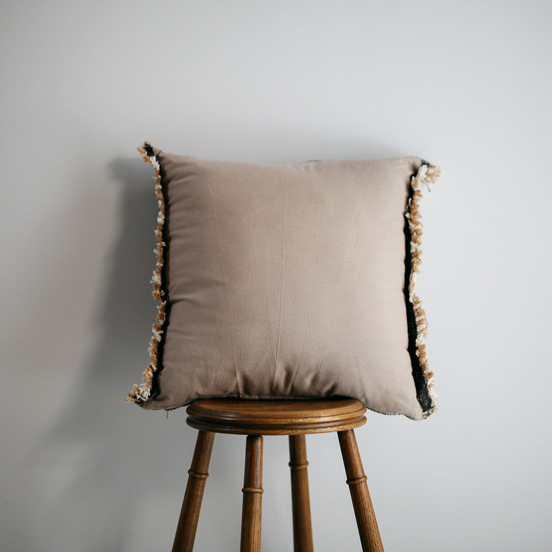 Primitive Col. / RN CUSHION 002 - OG
