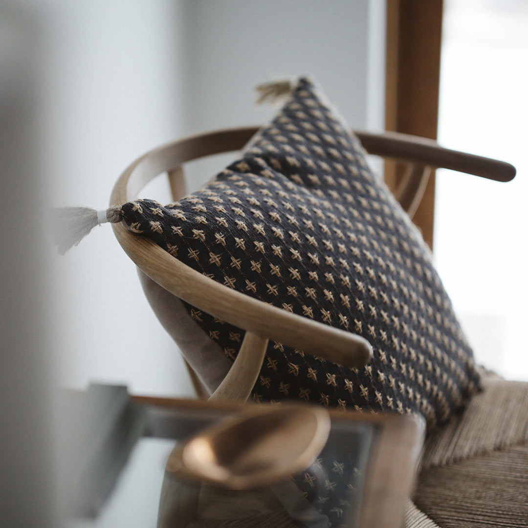 Primitive Col. / RN CUSHION 001 - OG