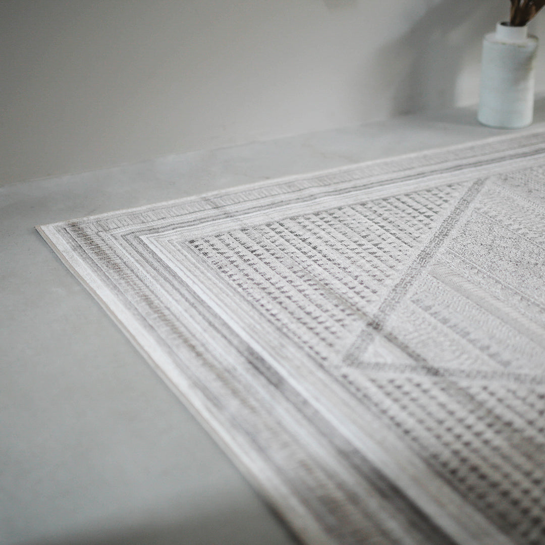 Decorative Col. / RN RUG 017 - OG