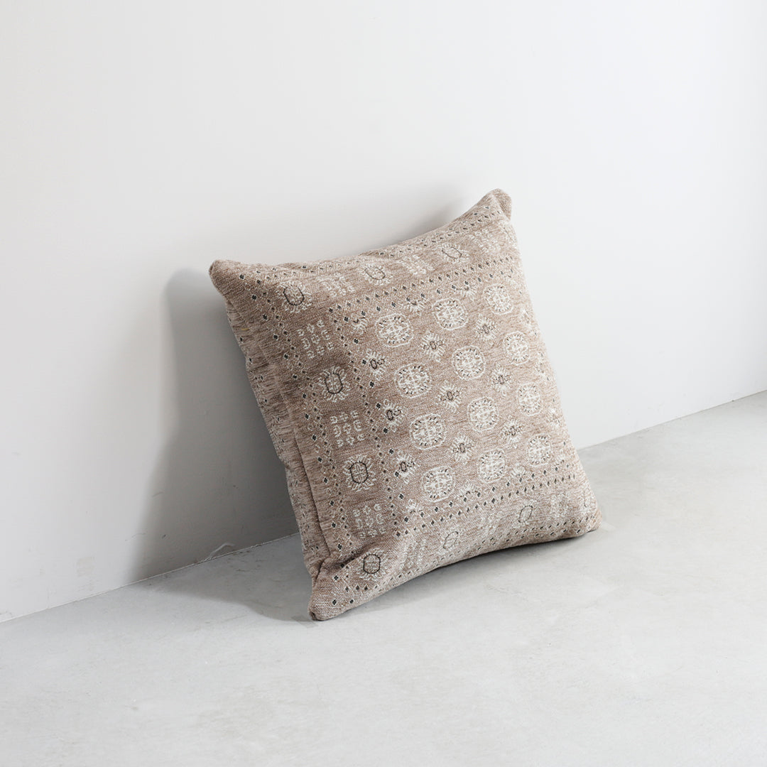 Decorative Col. / RN CUSHION 006 - BE