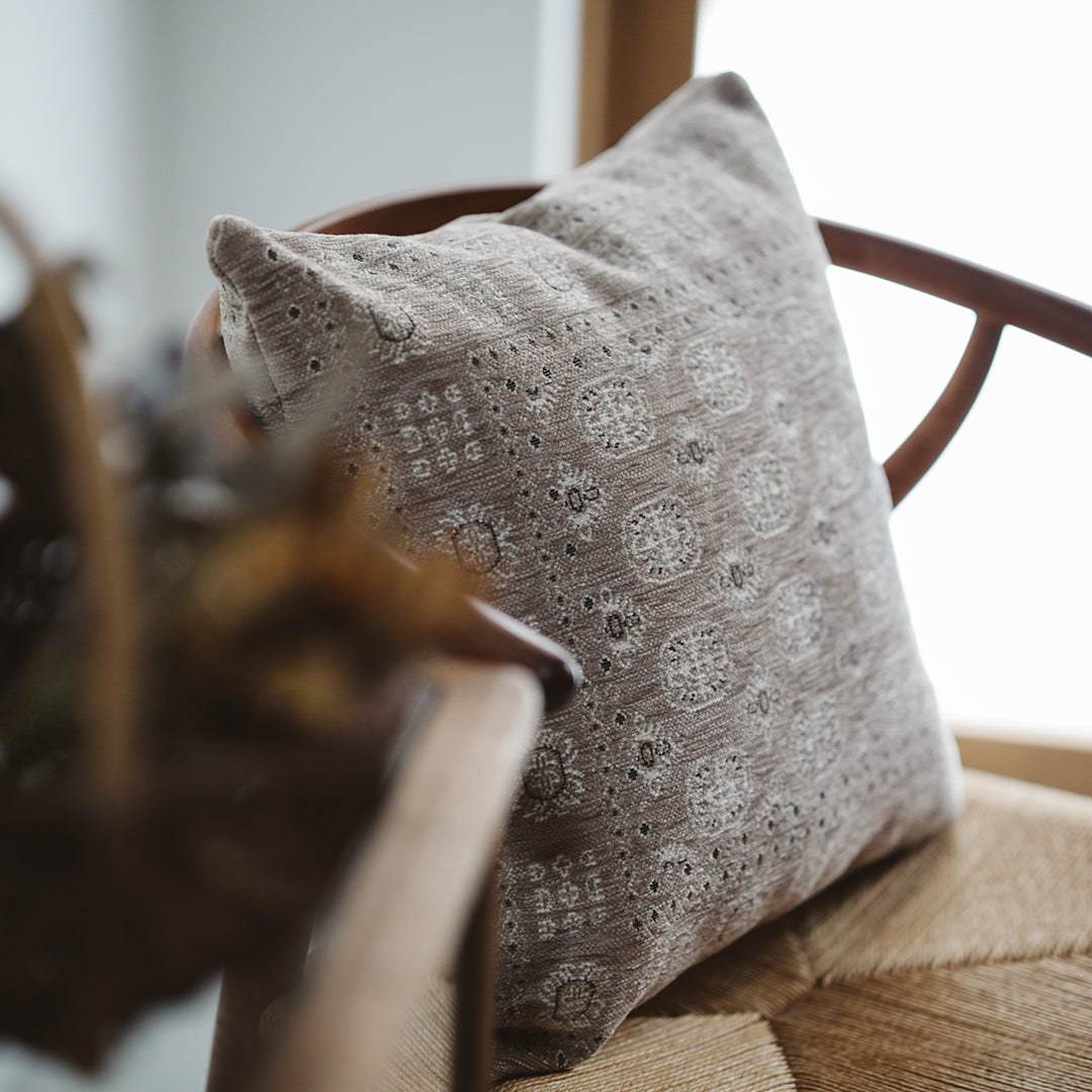 Decorative Col. / RN CUSHION 006 - BE