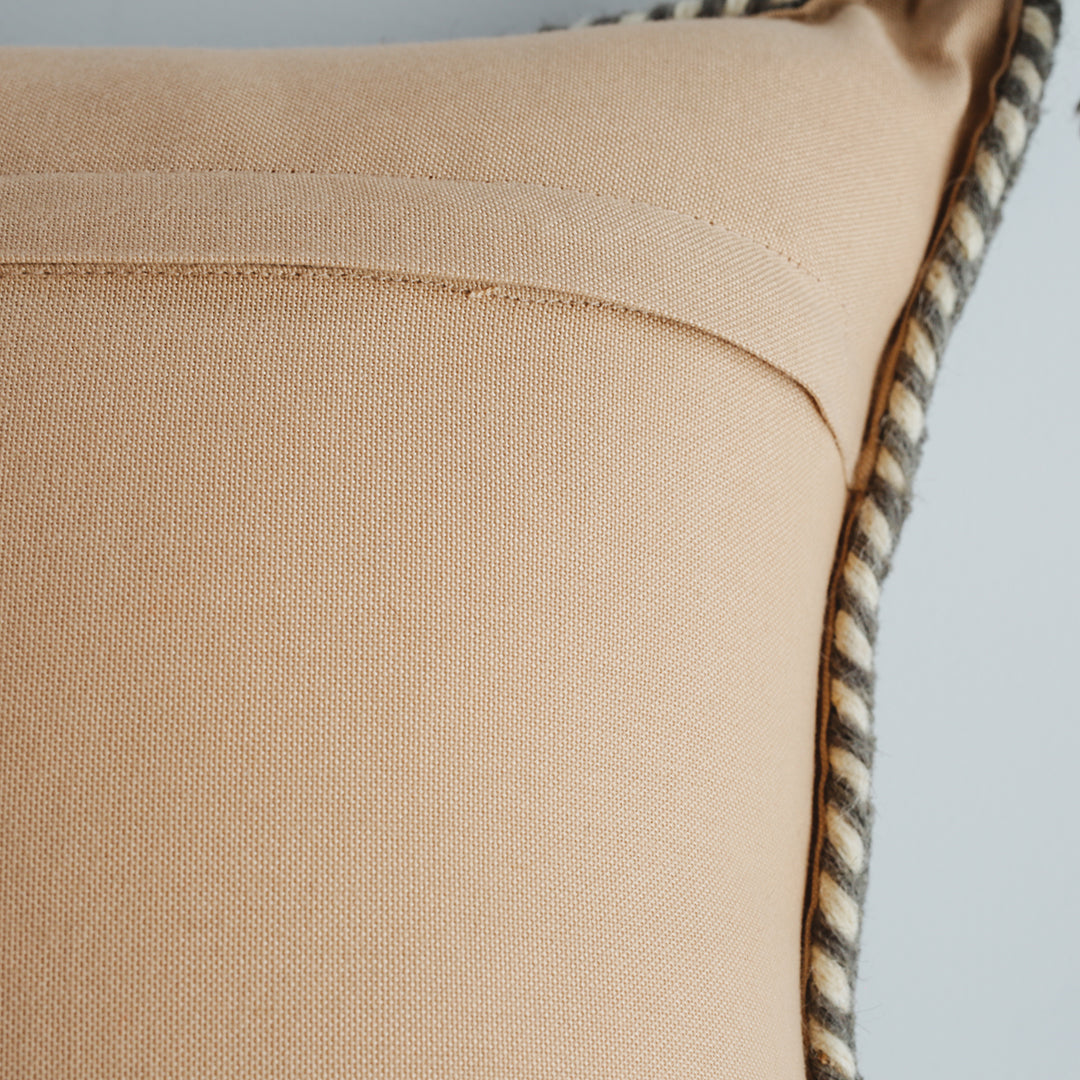 Minimal Col. / RN CUSHION 005 - DGY