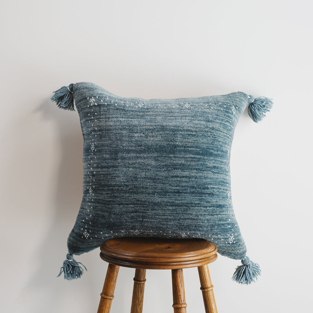 Minimal Col. / RN CUSHION 005 - TQ