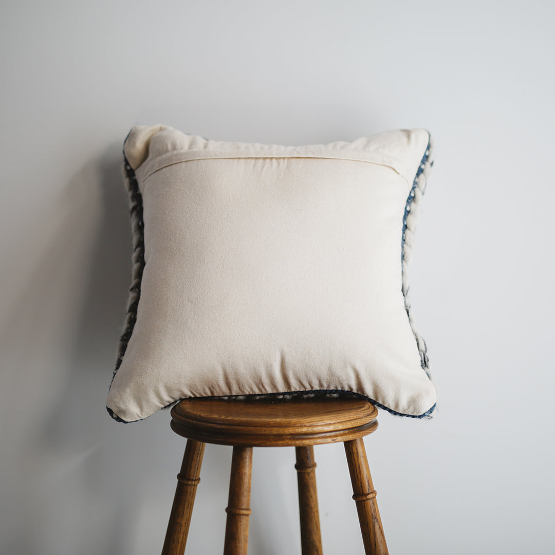 Primitive Col. / RN CUSHION 007 - BL