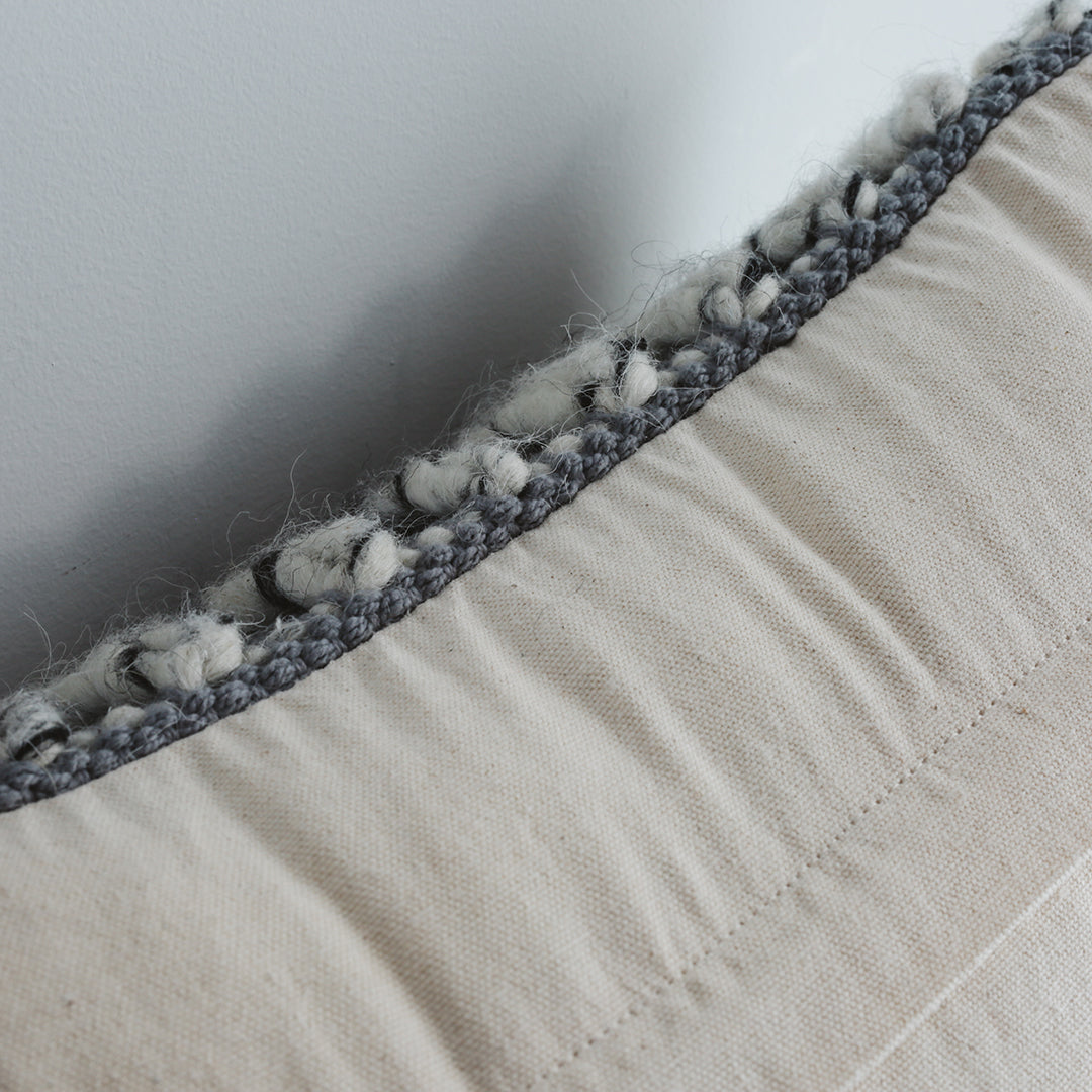 Primitive Col. / RN CUSHION 007 - BK