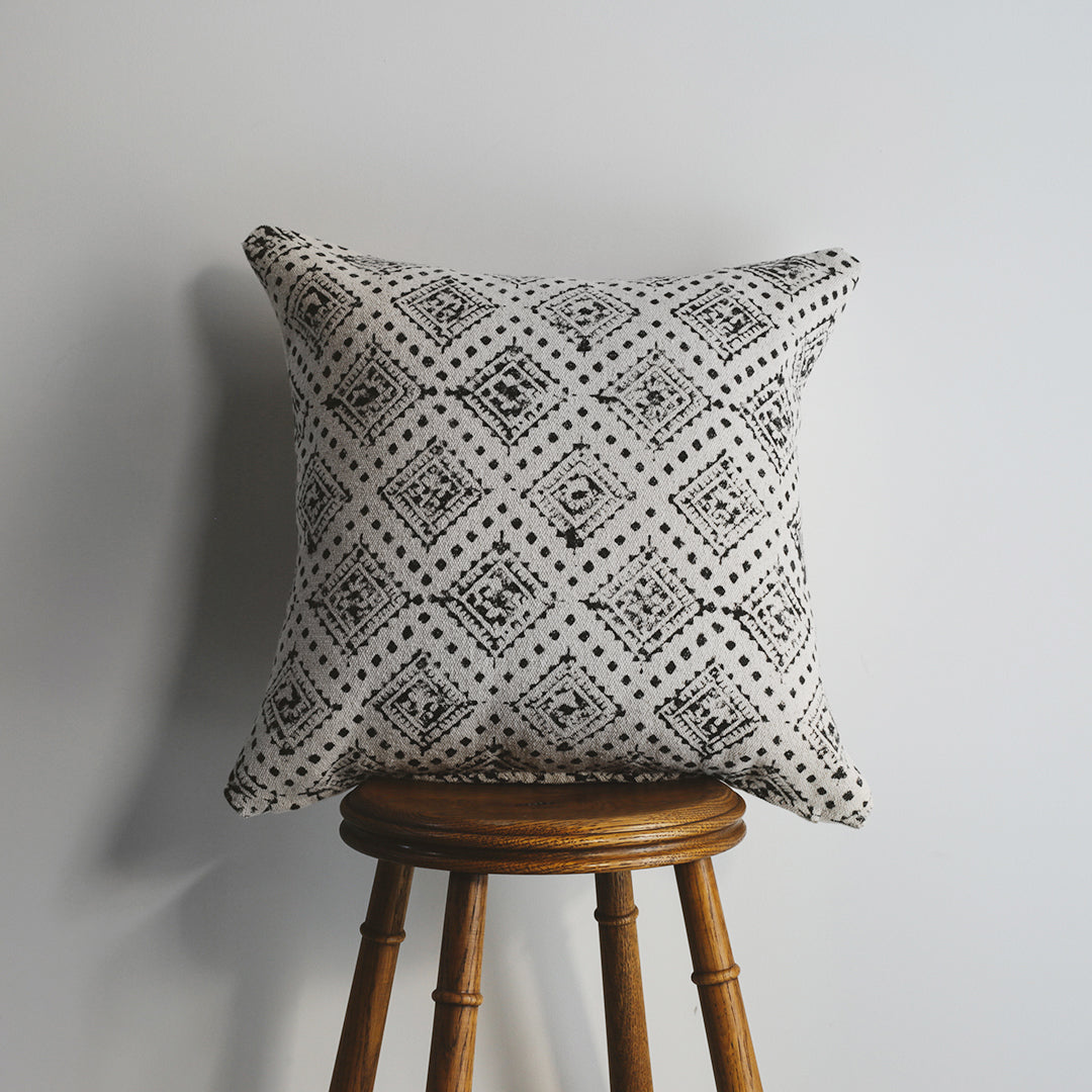 Decorative Col. / RN CUSHION 010 - OG