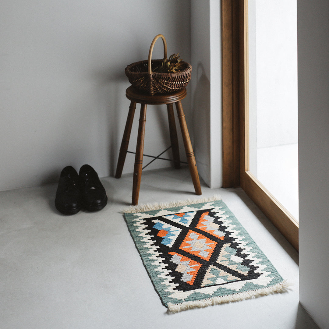 Kilim Col. / RN RUG 032 - OG