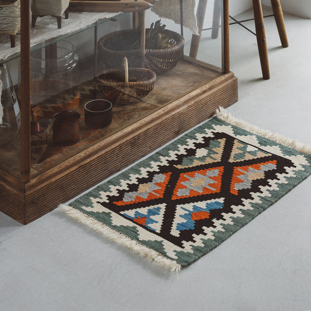 Kilim Col. / RN RUG 032 - OG